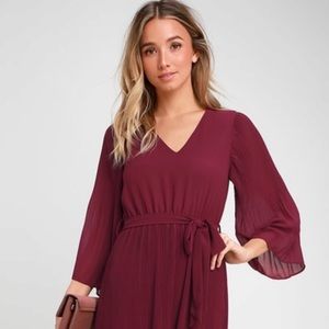 Burgundy midi pleated dress with waist tie - NEW!